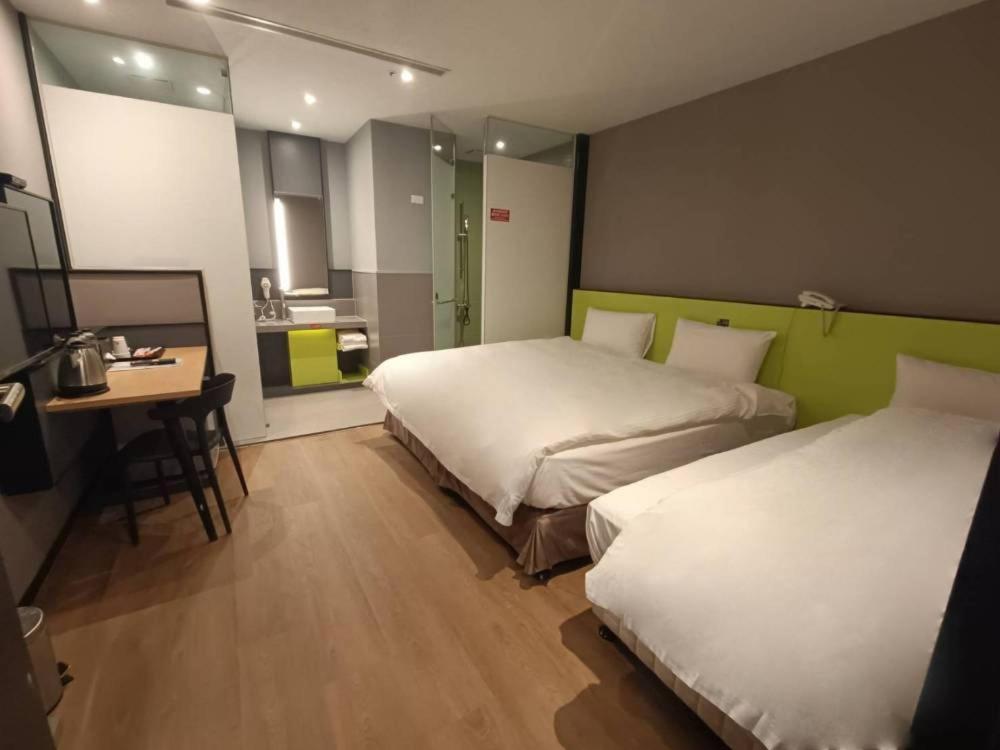 Walker-Taoyuan Hotell Eksteriør bilde